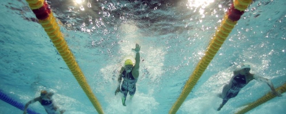 Atividades na piscina e seus benefícios