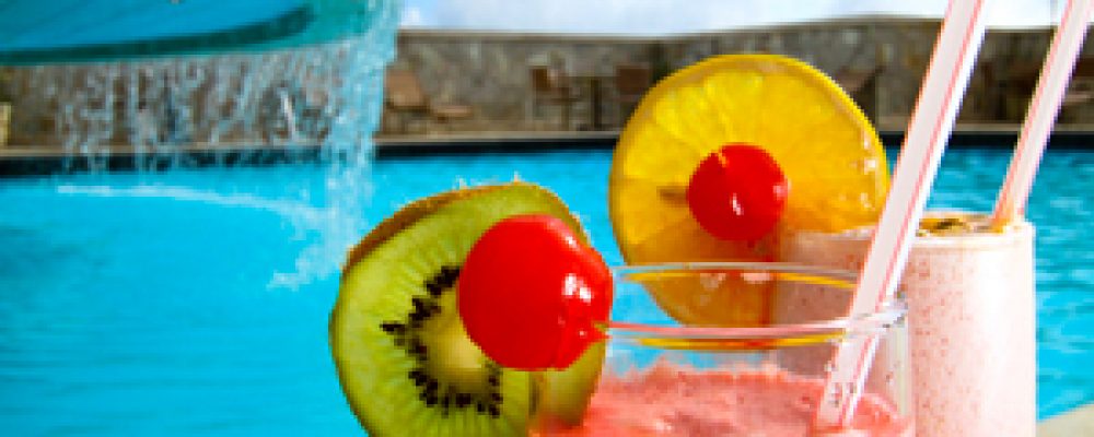 Drinks para a beira da piscina