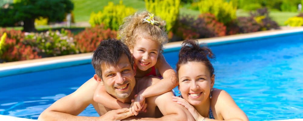 Descubra quanto custa manter uma piscina na sua casa