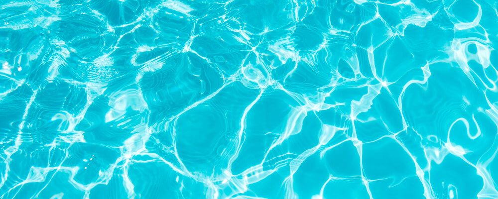 Água turva: como deixar a água da piscina cristalina novamente!